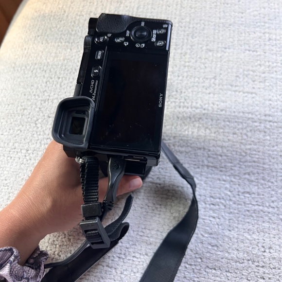 Sony Alfa A6000 - Picture 9 of 15